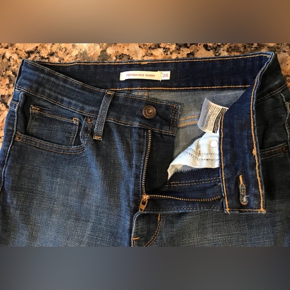 Levi’s Denim Bundle: Jacket (S) & Levi’s High Rise Skinny Jean (W28 L28) - Picture 14 of 16